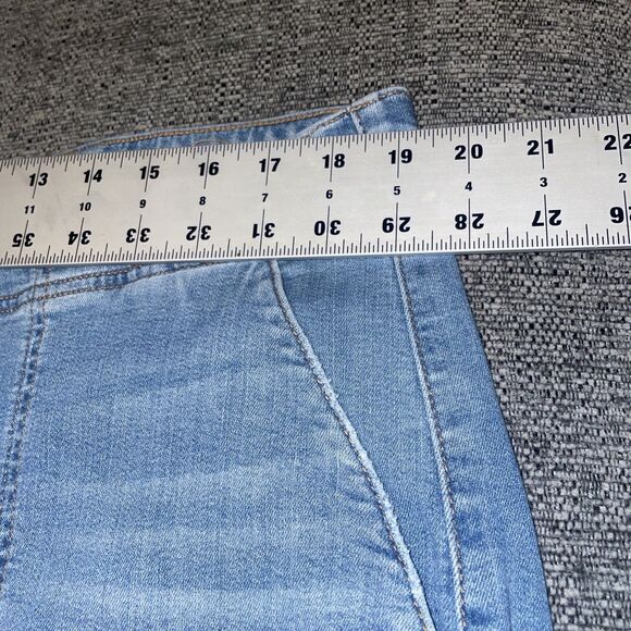 Chicos Womens Jeans Size 18P Petite Blue Wide Leg Ankle Classic Denim Light Wash - Picture 5 of 10